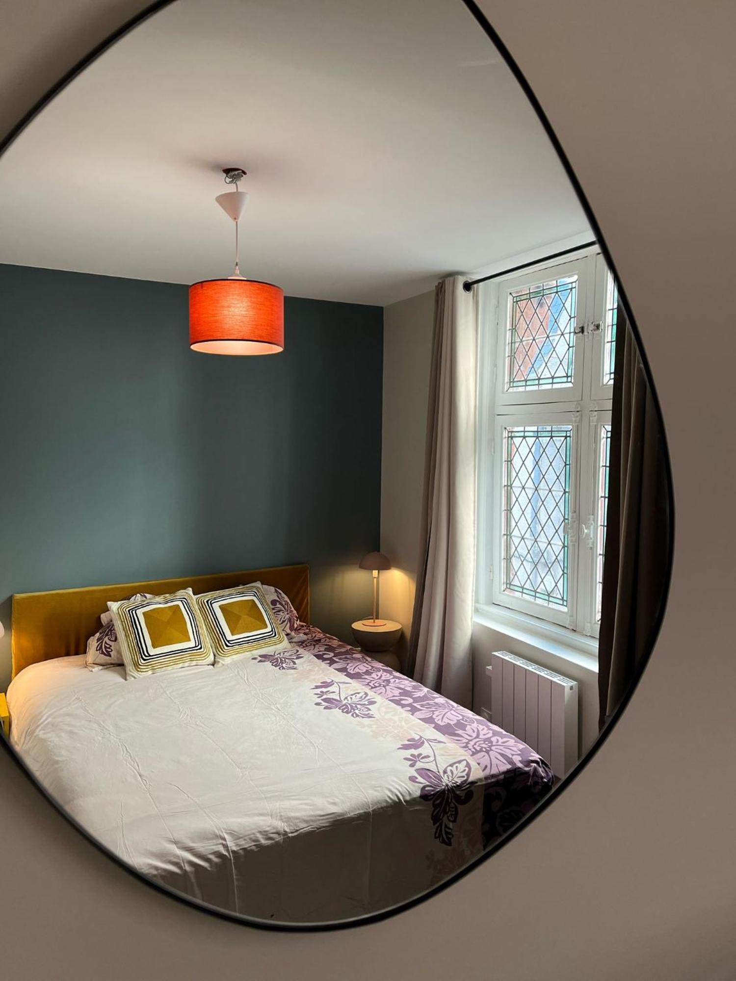 Le Petit Chateau Du Docteur Cambournac Bourges Bagian luar foto